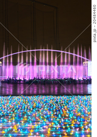 噴水イルミネーション 20484460