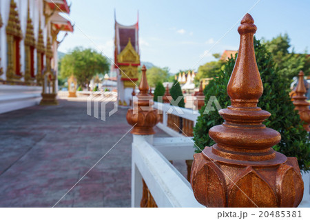 Ornate fence of Thai temple, close-up 20485381