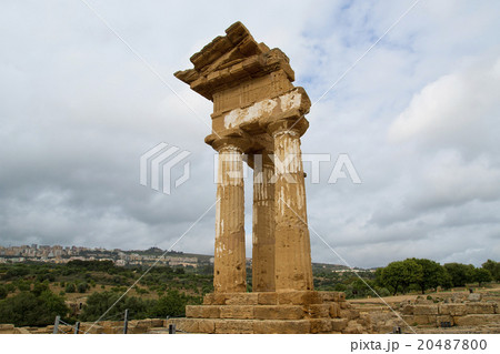 Ancient Greek Temple of the Dioscuri, Sicily Ancient Greek Temple of the Dioscuri, Sicily 20487800