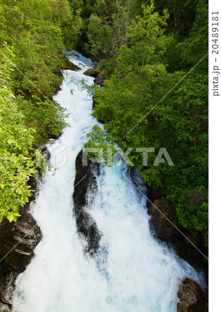 waterfall fjord 20489181