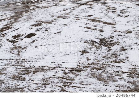 dirty frozen ground 20496744