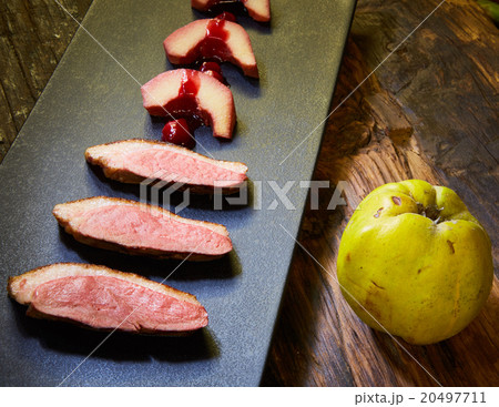 Roasted Duck Meat  20497711