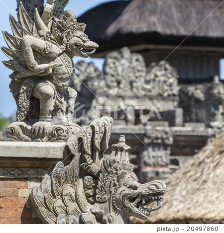 Temple in Bali, Indonesia on a beautiful sunny day Temple in Bali, Indonesia on a beautiful sunny day 20497860