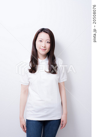 ポートレート 女性の写真素材 [20508076] - PIXTA