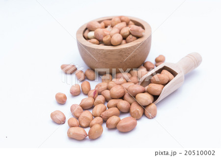 Peanut in Gunny Bag on white background Peanut in Gunny Bag on white background 20510002