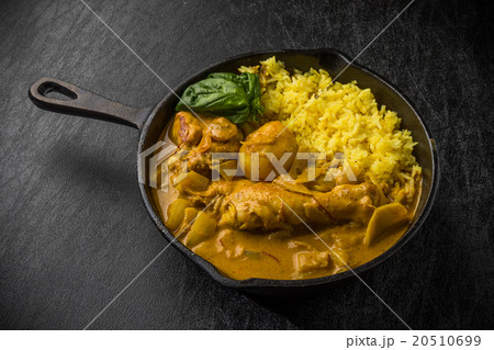 タイのチキンカレー　 Thai yellow chicken curry 20510699