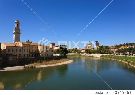 Verona panorama Adige 20515263