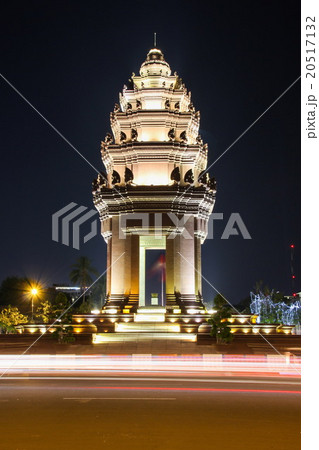Independence Monument in the night, Cambodia. 20517132