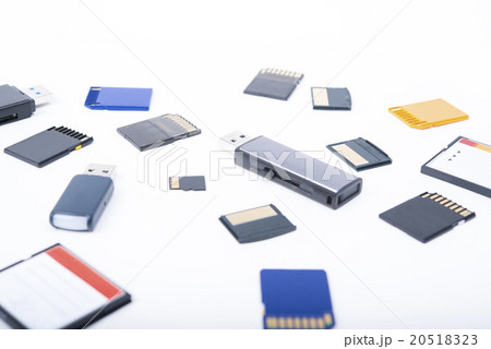 さまざまな記録メディア 20518323