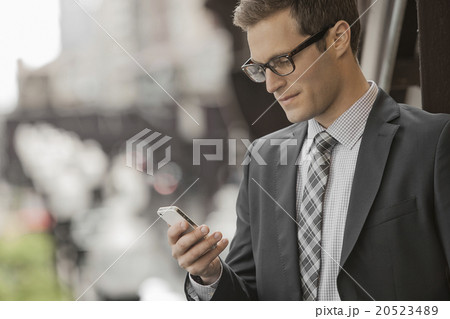 19201 20523489