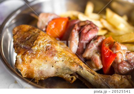 Grilled meat with french fries 20525541