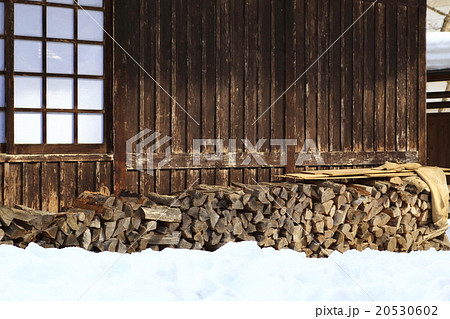 冬の古民家 冬の古民家 20530602