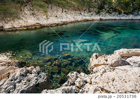 Beautiful nature of Calanques on the azure coast Beautiful nature of Calanques on the azure coast 20531736