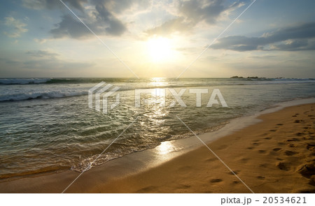 Ocean in evening 20534621