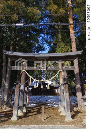 信州 松本の文化財 和田神社 鳥居より 縦 諏訪立川流の名工立川富棟の建築と彫刻 信州 松本の文化財 和田神社 鳥居より 縦 諏訪立川流の名工立川富棟の建築と彫刻 20563007