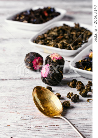 Flavored blooming tea 20563147