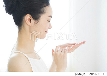 ビューティー　　　 20569884