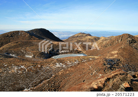 【九重山】九州本土最高峰の景色（冬） 20571223