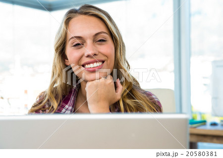 Young girl uses his computer 20580381