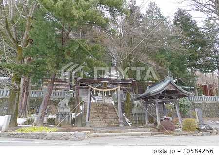 信州諏訪の神さま　手長（てなが）神社入口・鳥居　江戸時代の建築物のある神社 20584256