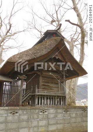 信州 松本の文化財 八坂神社本殿 江戸時代の建築 珍しい萱葺きの本殿 市重要文化財 信州 松本の文化財 八坂神社本殿 江戸時代の建築 珍しい萱葺きの本殿 市重要文化財 20584941