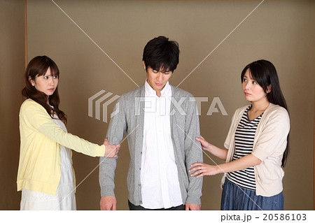 三角関係 20586103