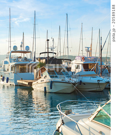 Yachts in marina, Cannes, France Yachts in marina, Cannes, France 20589188