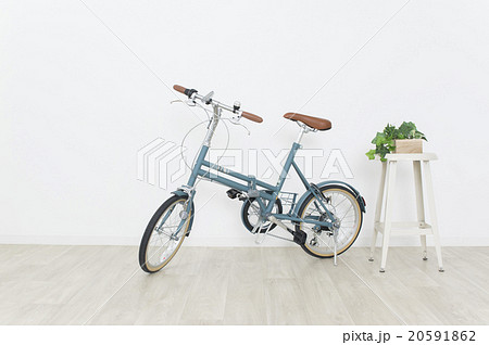 自転車のある生活 20591862