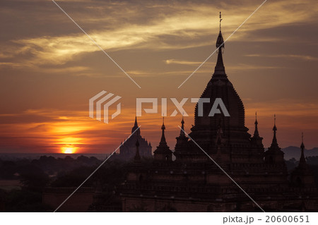 Buddhist Temples at Bagan Kingdom, Myanmar Buddhist Temples at Bagan Kingdom, Myanmar 20600651