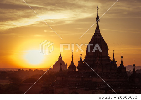 Buddhist Temples at Bagan Kingdom, Myanmar Buddhist Temples at Bagan Kingdom, Myanmar 20600653