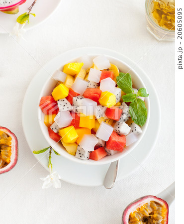 Bowl of fresh exotic fruit salad Healthy breakfast 20605095