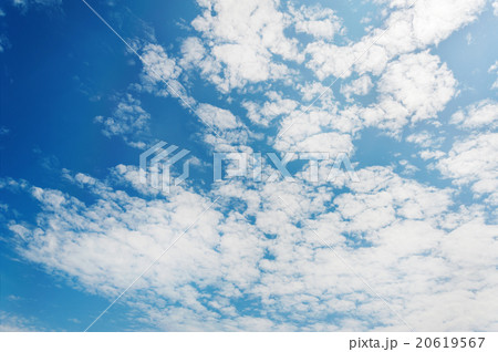 Blue sky with over white cloud 20619567
