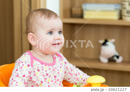 Happy cute little girl Happy cute little girl 20621227