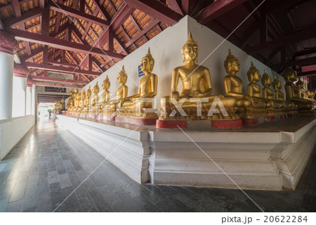 Golden Buddha statue Golden Buddha statue 20622284