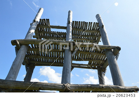 大型掘立柱建物(三内丸山遺跡/青森県青森市大字三内字丸山) 大型掘立柱建物(三内丸山遺跡/青森県青森市大字三内字丸山) 20623453