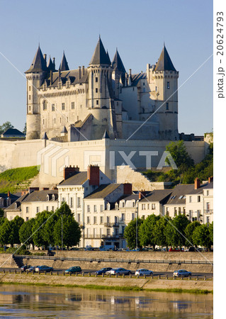 Saumur, Pays-de-la-Loire, France 20624793