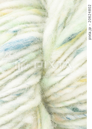 手つむぎの毛糸 手つむぎの毛糸 20624802