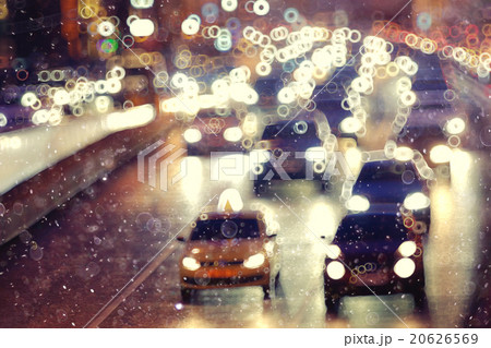 Snow in the city night traffic road transport Snow in the city night traffic road transport 20626569