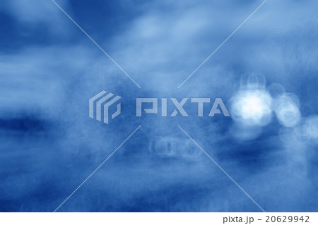 Blue blurred background bokeh 20629942