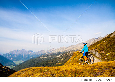 Cyclist woman in hight mountais 20631597
