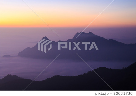 Sea of fog Sea of fog 20631736
