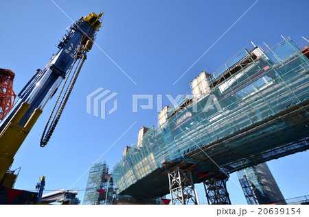 高速道路のジャンクションの工事現場 20639154