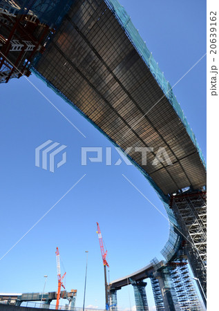高速道路のジャンクションの工事現場 20639162