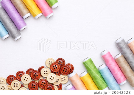 木綿糸と釦 木綿糸と釦 20642528