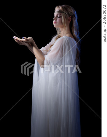 Young elven girl isolated 20650072