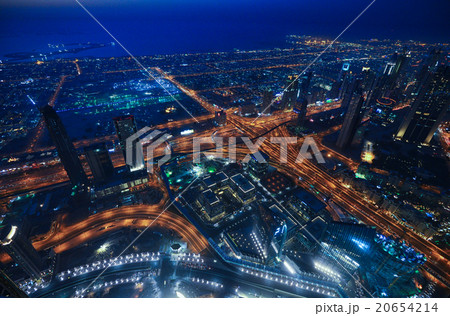 ドバイ中心部俯瞰 20654214