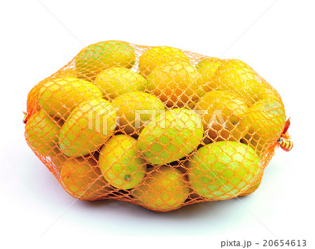Fresh orange in plastic netting sack Fresh orange in plastic netting sack 20654613