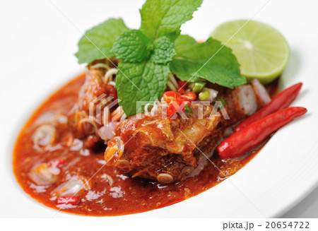 Spicy Sardines in tomato sauce canned fish  20654722