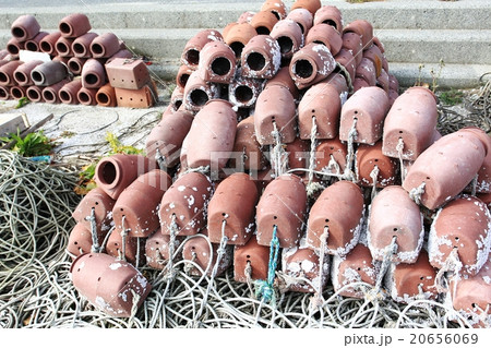 沢山の蛸壺 20656069