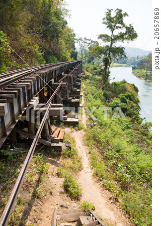 タイ 泰緬鉄道のアルヒル桟道橋 タイ 泰緬鉄道のアルヒル桟道橋 20657869